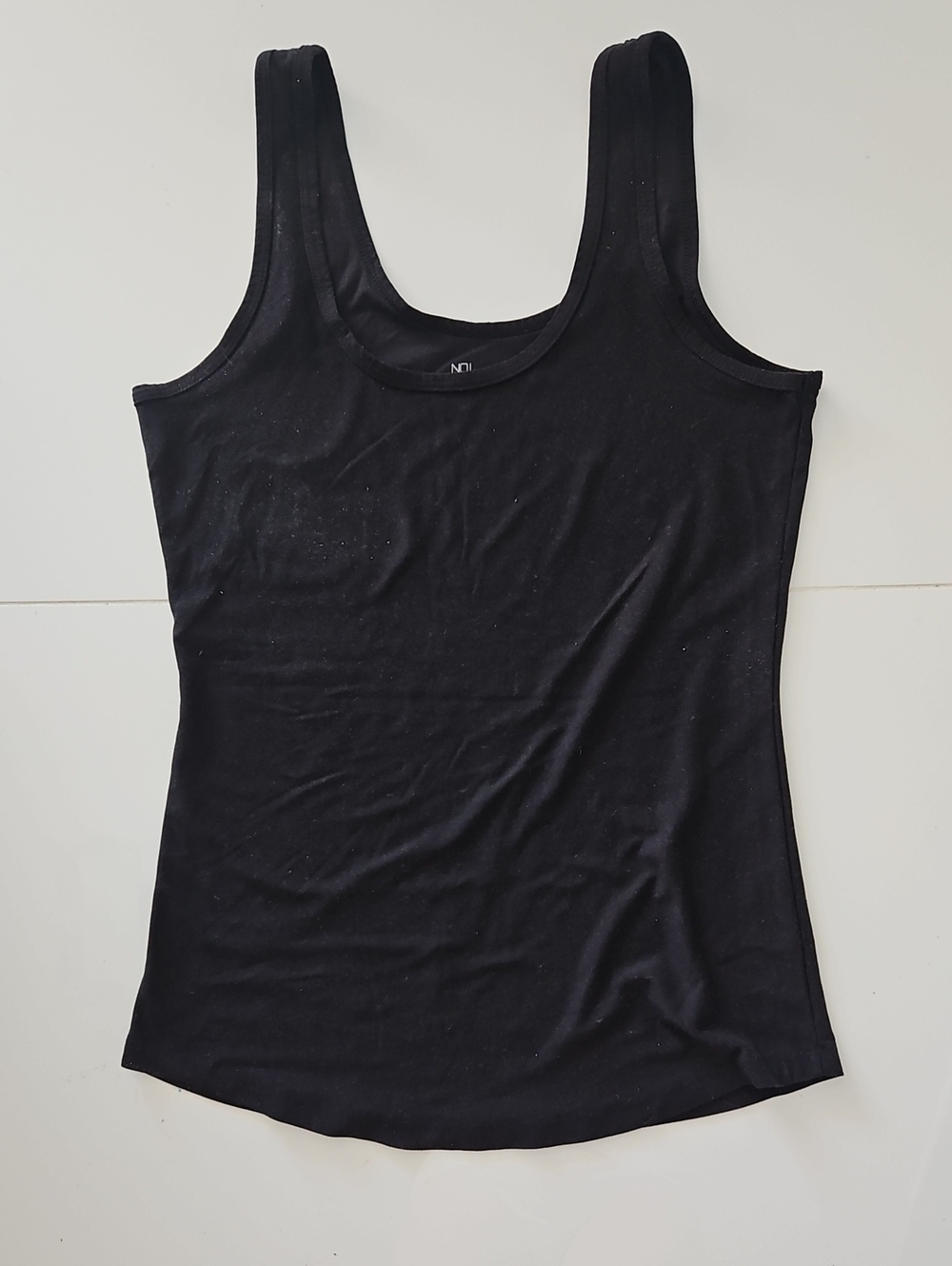 No Boundaries Black Scoop Neck Tank Top